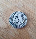Chansey 1999 WOTC Coin Pokemon Vintage Zeldzaam. Rare item, Ophalen of Verzenden, Zo goed als nieuw, Foil