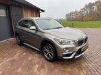 BMW X1 XDrive20i High Executive. LEER, PANORAMADAK, HUD, TRE, 1998 cc, Gebruikt, Euro 6, 2000 kg