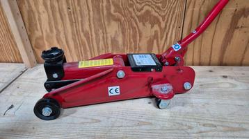HBM Garagekrik 2 Ton - Zo Goed Als Nieuw! beschikbaar voor biedingen