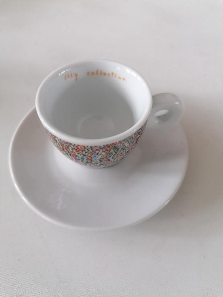 i  illy espresso kop en schotel design Zawada 2001, Huis en Inrichting, Keuken | Servies, Gebruikt, Kop(pen) en/of Schotel(s)