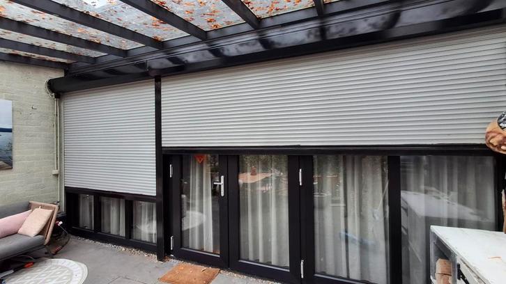 Elektrisch Rolluik - 220x250 cm, Doe-het-zelf en Verbouw, Rolluiken, Gebruikt, 200 cm of meer, 200 cm of meer, Elektrische bediening