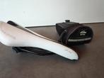 Bontrager fietszadel met Abus zadeltasje en Sigma computer, Ophalen of Verzenden, Gebruikt, Racefiets, Zadel