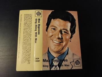 MAX BYGRAVES - SING ALONG WITH MAX (CASSETTEBANDJE) beschikbaar voor biedingen