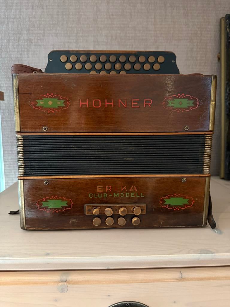Hohner Erika Club Accordeon - Knopaccordeon, Muziek en Instrumenten, Accordeons, Gebruikt, Knopaccordeon, Overige formaten, Hohner