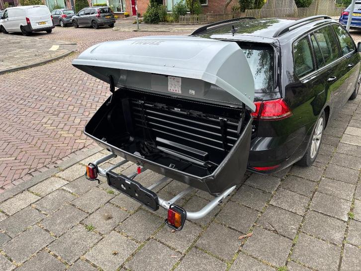 Te huur: Thule trekhaakkoffer, Auto diversen, Dakkoffers, Zo goed als nieuw, Ophalen