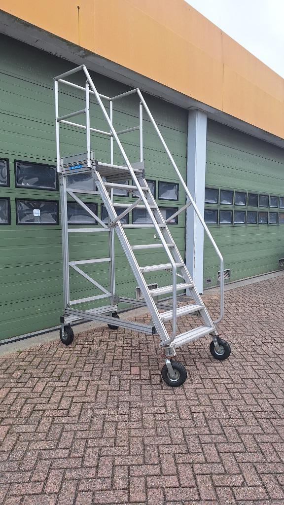 Bordestrap magazijntrap boottrap 9 treden 237 cm, Doe-het-zelf en Verbouw, Ladders en Trappen, Gebruikt, Trap, 2 tot 4 meter, Ophalen