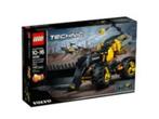 42081 LEGO Technic Volvo Concept Wheel Loader ZEUX, Kinderen en Baby's, Speelgoed | Duplo en Lego, Ophalen of Verzenden, Nieuw