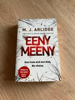 Eeny Meeny - M.J. Arlidge, Boeken, Ophalen, Gelezen, Europa overig