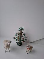 2 antieke schaapjes, Diversen, Kerst, Ophalen of Verzenden, Gebruikt