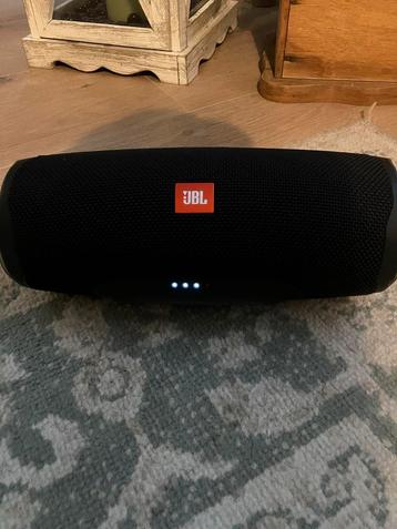 JBL Charge 4 Bluetooth Speaker box beschikbaar voor biedingen