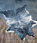 Super mooi vloerkleed,  koeienprint, Huis en Inrichting, 100 tot 150 cm, Grijs, Ophalen of Verzenden, Rechthoekig