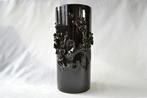 Zwarte cilinder Vaas met opgelegde bloemetjes tak, porselein, Huis en Inrichting, Woonaccessoires | Vazen, Zwart, Aardewerk of Porselein