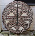 reusachtig afrikaans hutmasker van de BWA in BURKINA FASO, Ophalen