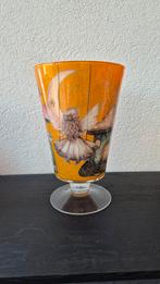 Handgedecoreerde vaas/bloempot met feeërieke details, Oranje, Ophalen of Verzenden, Minder dan 50 cm, Glas