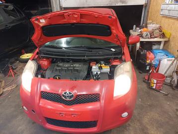 Toyota yaris 1.8 TS in onderdelen  beschikbaar voor biedingen