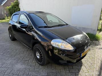 Fiat Grande Punto 1.4 Active NIEUWE APK beschikbaar voor biedingen
