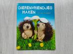 Haakboek 'Dierenvriendjes haken', Hobby en Vrije tijd, Ophalen of Verzenden, Zo goed als nieuw, Haken, Patroon of Boek