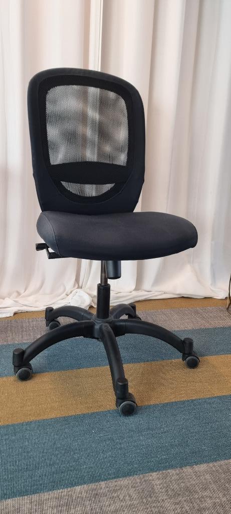 Bureaustoel Ikea Vilgot zwart gratis, Huis en Inrichting, Bureaustoelen, Gebruikt, Bureaustoel, Zwart, Ergonomisch, Ophalen