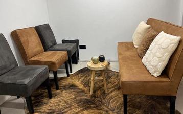 Robuuste industriële eetbank bank cognac 160cm met 3 stoelen beschikbaar voor biedingen