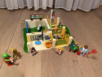 Playmobil - Dierenkliniek (set 4009) met extra's beschikbaar voor biedingen