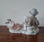 NAO Beeld - Jongen en Meisje (beschadigd), Verzamelen, Beelden en Beeldjes, Ophalen of Verzenden