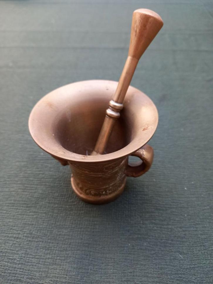 Vintage messing vijzel., Antiek en Kunst, Antiek | Koper en Brons, Koper, Ophalen of Verzenden