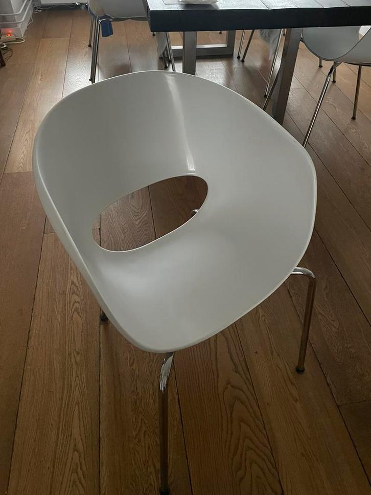 8 eetkamerstoelen wit kunststof /chromen pootjes, Huis en Inrichting, Stoelen, Gebruikt, Vijf, Zes of meer stoelen, Kunststof