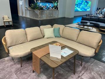 Lounge set model 2026 show model  beschikbaar voor biedingen