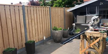 21-planks Douglas schutting - grijs ruw beton beschikbaar voor biedingen