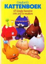 Kattenboek , 65 katten naaien, Ophalen of Verzenden, Gelezen, Borduren en Naaien