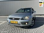 Ford Focus Wagon 1.6-16V Ambiente/INRUILKOOPJE/CRUISE CONTR, Auto's, 1596 cc, 4 cilinders, Emergency brake assist, 635 kg