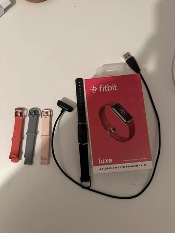 Fitbit Luxe + extra bandjes beschikbaar voor biedingen