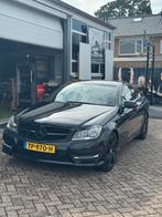 Mercedes-Benz C-Klasse C180 BE Coupe 2013 Zwart, 745 kg, Achterwielaandrijving, 1800 kg, 4 stoelen