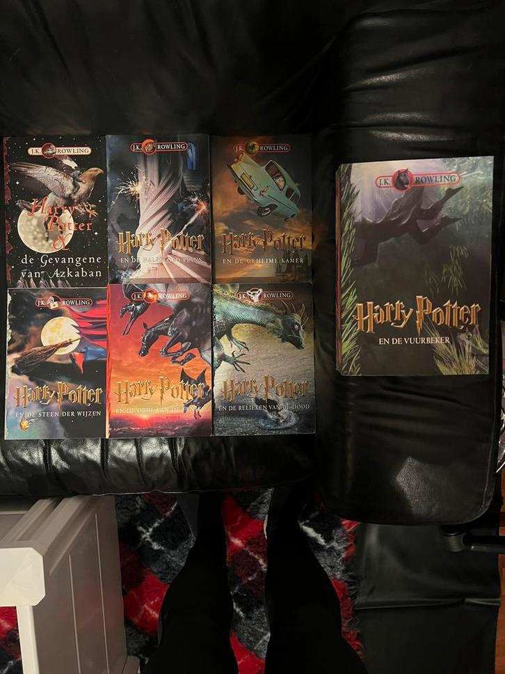 Harry potter boeken, Hobby en Vrije tijd, Verzamelkaartspellen | Yu-gi-Oh!, Zo goed als nieuw, Ophalen of Verzenden