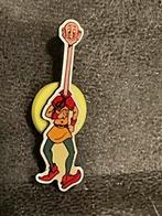 Pin langnek, Verzamelen, Efteling, Ophalen of Verzenden, Zo goed als nieuw, Button of Speldje