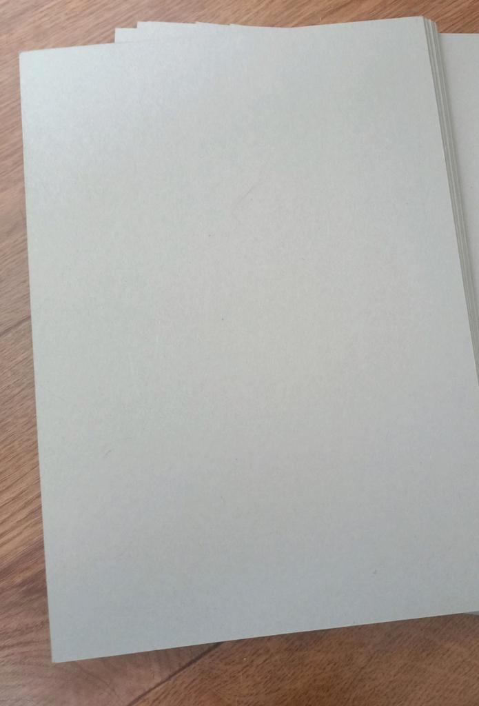 A4 Kartonnen Platen - 25 stuks - Nieuwstaat, Hobby en Vrije tijd, Knutselen, Overige typen, Ophalen of Verzenden