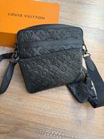 Louis Vuitton Messenger Trio Tas Zwart, Sieraden, Tassen en Uiterlijk, Tassen | Schoudertassen, Ophalen of Verzenden, Zo goed als nieuw