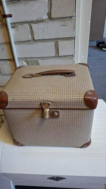 Bauer T10L Filmprojector 1956 in Koffer beschikbaar voor biedingen