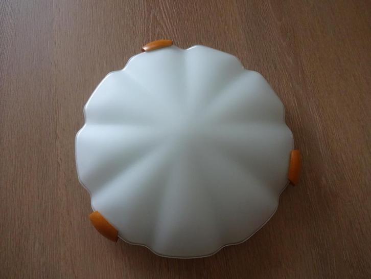 Plafondlamp, pastelgroen glas, golvende vormgeving, Huis en Inrichting, Lampen | Plafondlampen, Zo goed als nieuw, Glas, Hout
