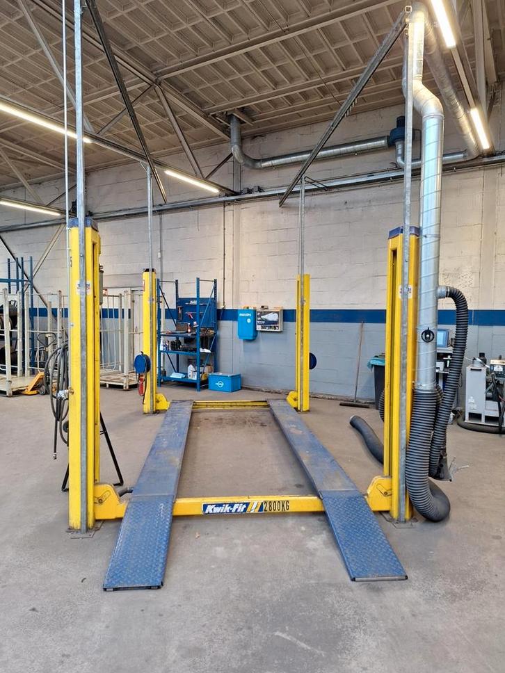 Hefbrug 4 koloms Koni 2800 kg parkeer of sleutelbrug, Auto diversen, Autogereedschap, Gebruikt, Ophalen