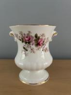royal albert lavendel rose lepelvaasje, Ophalen of Verzenden, Zo goed als nieuw, Porselein, Overige typen