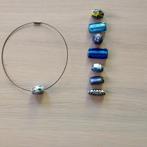 Halsketting - ong 42,5 cm - magneetsluiting - met  8 kralen, Ophalen of Verzenden, Zo goed als nieuw, Blauw, Overige materialen