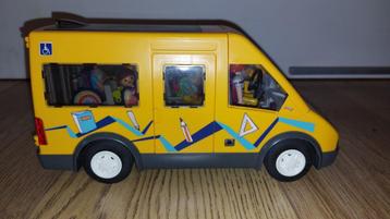 Playmobil schoolbus beschikbaar voor biedingen