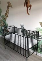 Metaal zwart ledikant incl. matras, Ophalen, Zo goed als nieuw, Minder dan 140 cm, Matras