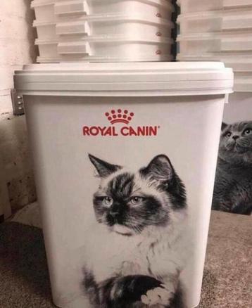 Nieuwe voertonnen 10 kg / voerbak/opbergbak (2 voor €15) beschikbaar voor biedingen