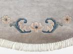 Handmade pastel grey tapijt Nepal wol flowers 205x205cm, Huis en Inrichting, Stoffering | Tapijten en Kleden, Rond, Ophalen of Verzenden