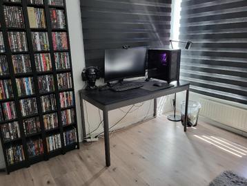 Ideale IDÅSEN Tafel van Ikea , zwart/donkergrijs Mooi! €65,- beschikbaar voor biedingen
