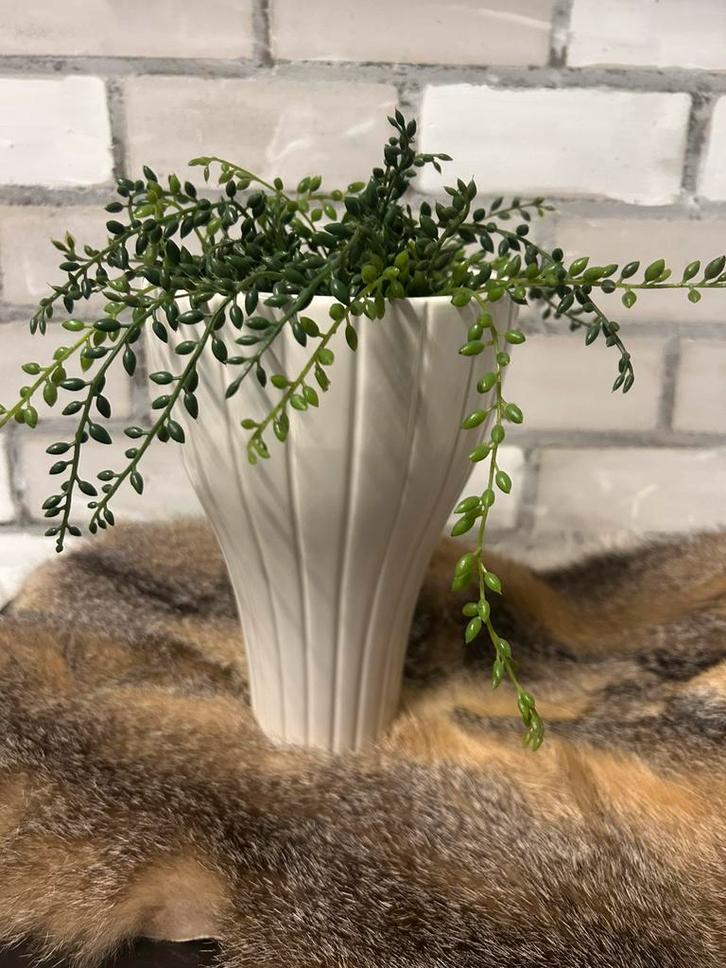 Mooie vaas madr in vietnam wit onbeschadigd, Huis en Inrichting, Woonaccessoires | Vazen, Zo goed als nieuw, Overige kleuren, Minder dan 50 cm