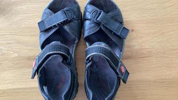 Rieker sandalen. beschikbaar voor biedingen