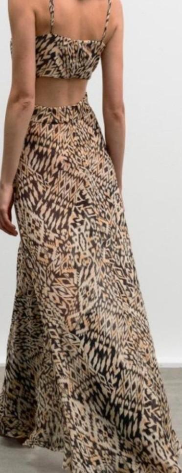 Prachtige Avondjurk van Spell by Acces, Kleding | Dames, Jurken, Zo goed als nieuw, Maat 38/40 (M), Onder de knie, Ophalen of Verzenden